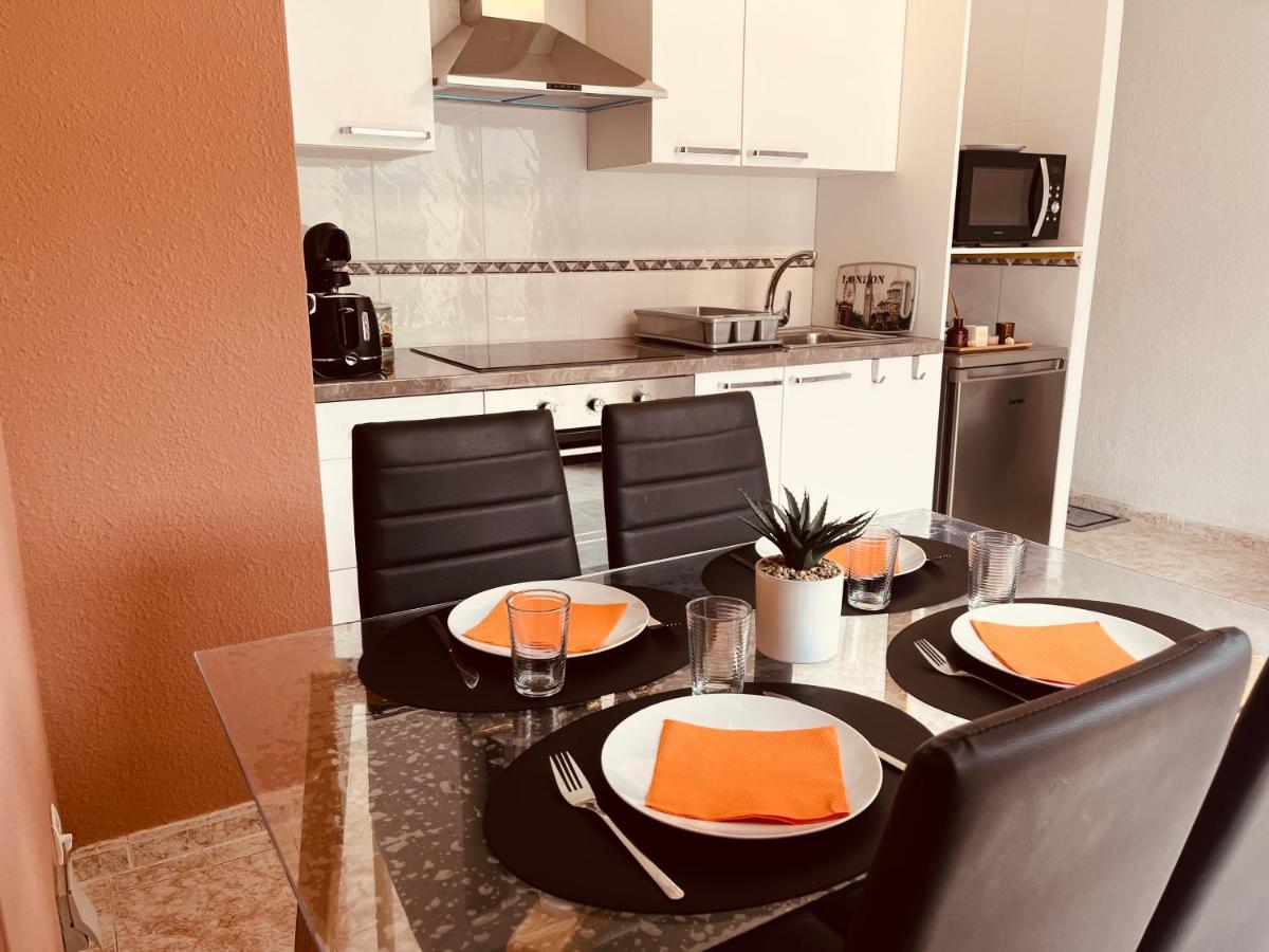 Apartament Al Centre Ideal Parelles A بلاتجا ذارو المظهر الخارجي الصورة